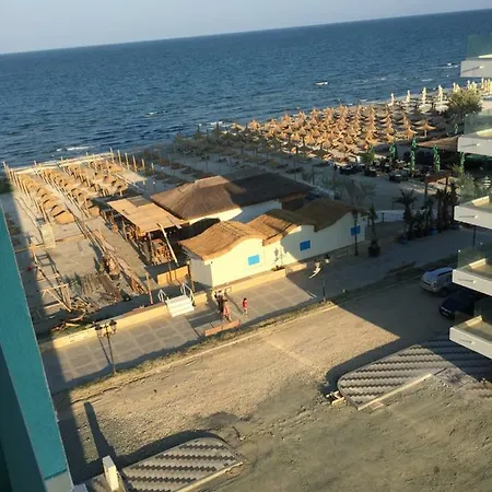 Sun Rise Condominium Нэводари